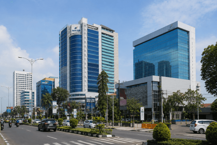 Kota jasa & hub logistik Pantura